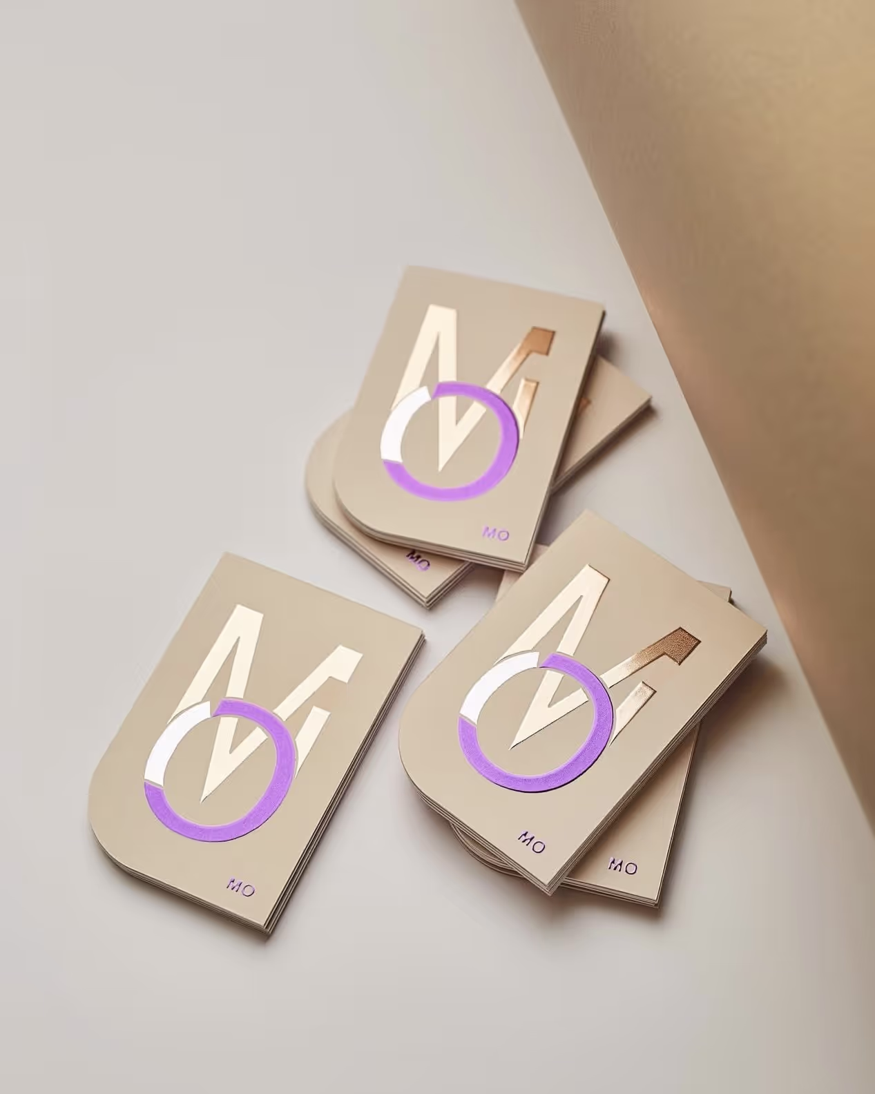 Custom high-quality printed materials by Levelprint